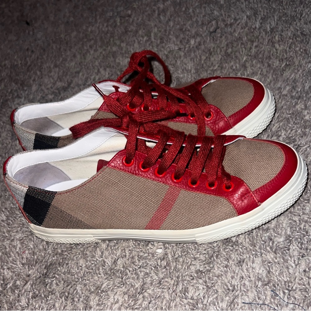 Authentic BURBERRY sneakers